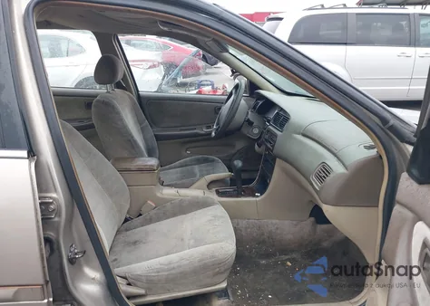 2000 Nissan Altima Gle/Gxe/Se/Xe z USA, uszkodzony, nr VIN 1N4DL01D6YC209933